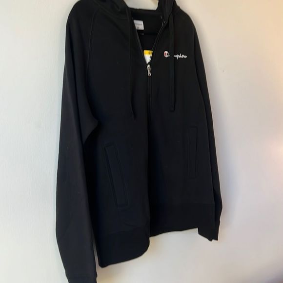 NWT CHAMPION Hoodie in Black - Picture 6 of 11